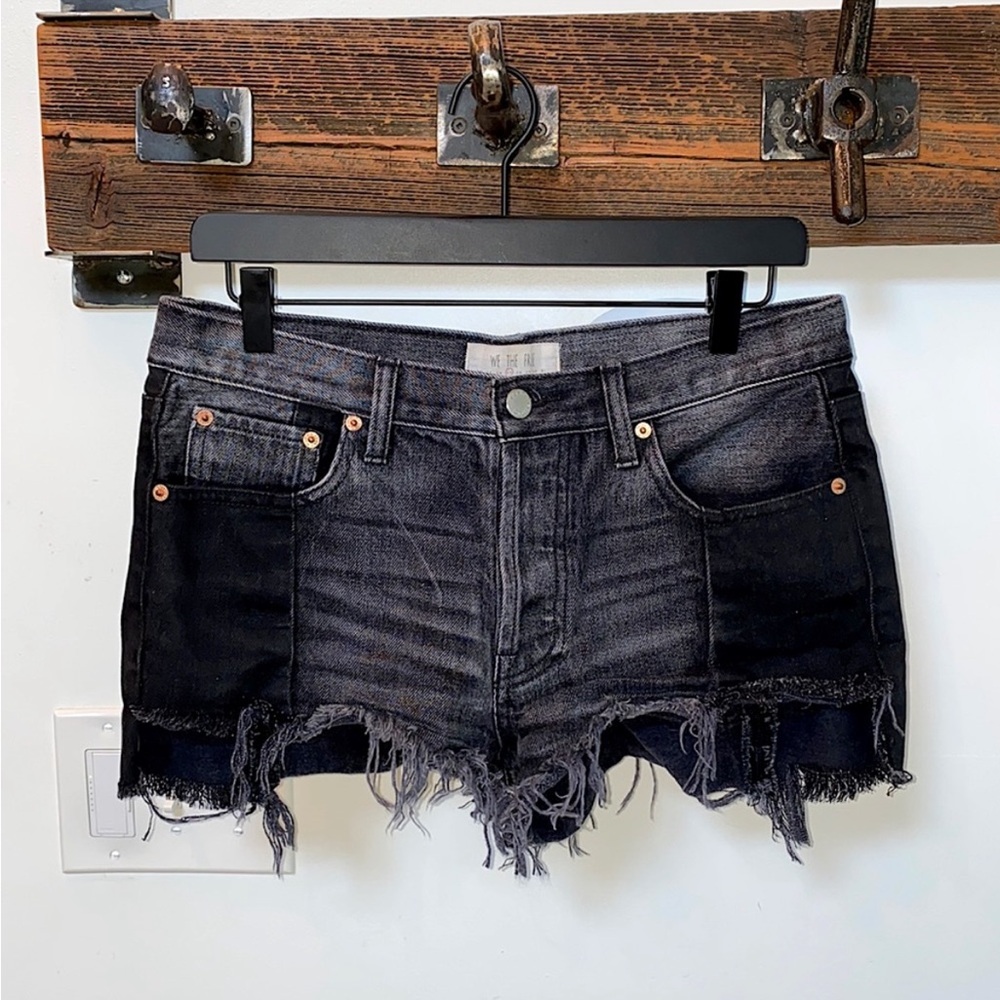 FREE PEOPLE CUTOFF SHORTS • POCKET DETAIL • size27